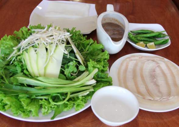 Truy Lùng Top 6 Quán Bánh Tráng Cuốn Thịt Heo Ngon Nhất Đà Nẵng