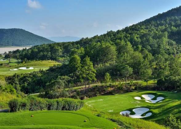 The Dalat at 1200 Golf Club