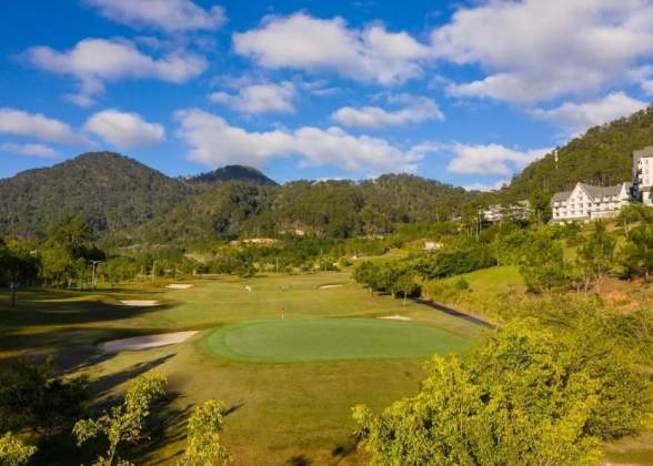 SAM Tuyen Lam Golf Club