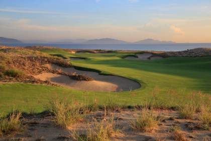 Nha Trang Golf Holiday – Where Championship Golf Meets Vietnam’s Most Beautiful CoastlineBeach Fire