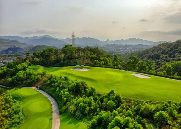 7-Day Northern Vietnam Coastal Golf Journey