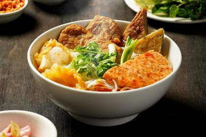Bun Cha Ca Da Nang: A Local Vietnamese Breakfast Experience