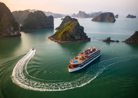 Hanoi - Halong Bay Cruise Experience 2 days 1 nights